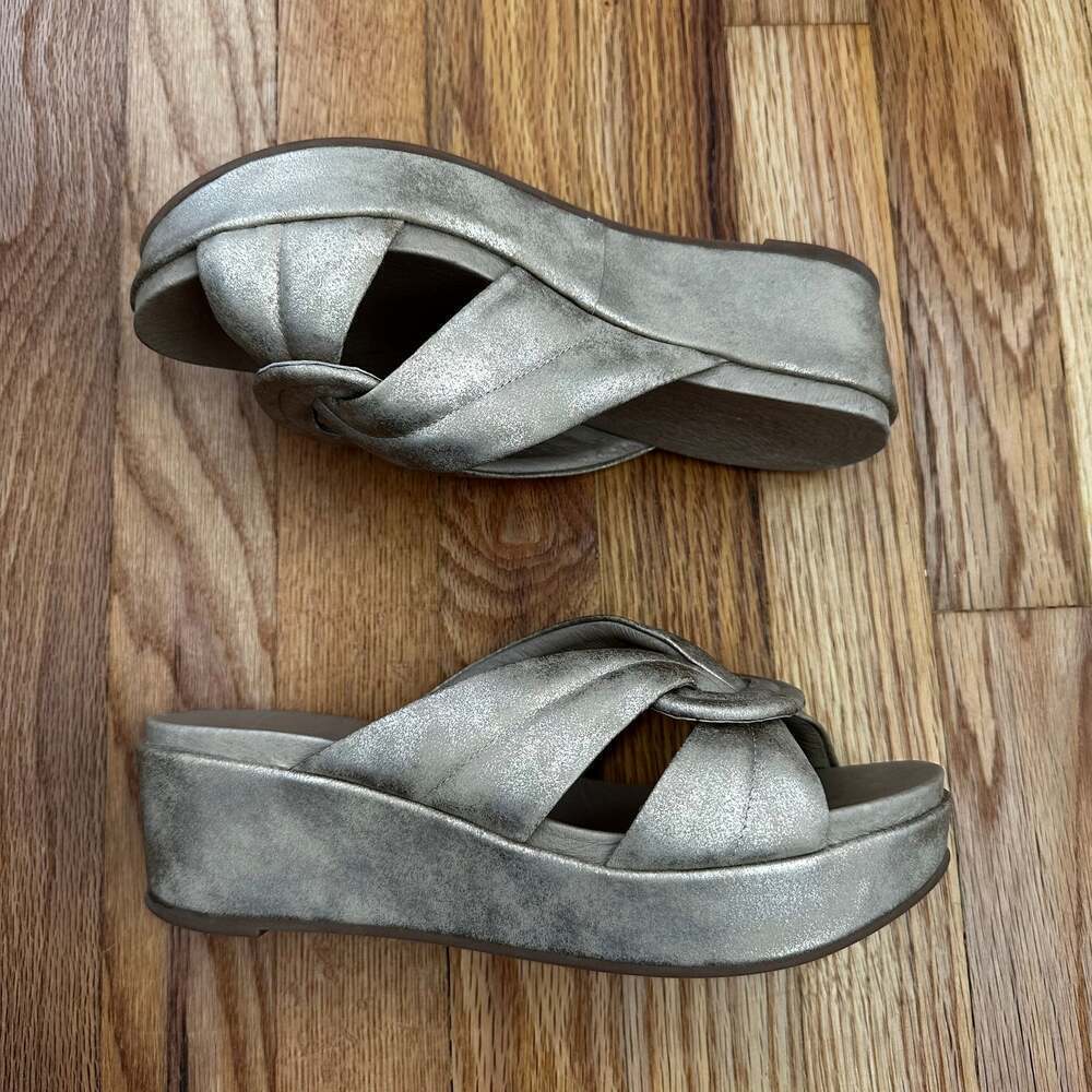 Antelope Hanne Gold Toned Wedge Sandals Women’s Size 38